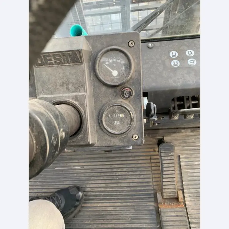 Kovoobrábecí stroje a pracovní obuv-3